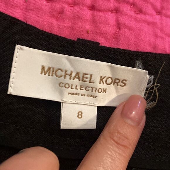 Michael Kors Collection 100% linen shorts, size 8 - Picture 8 of 9